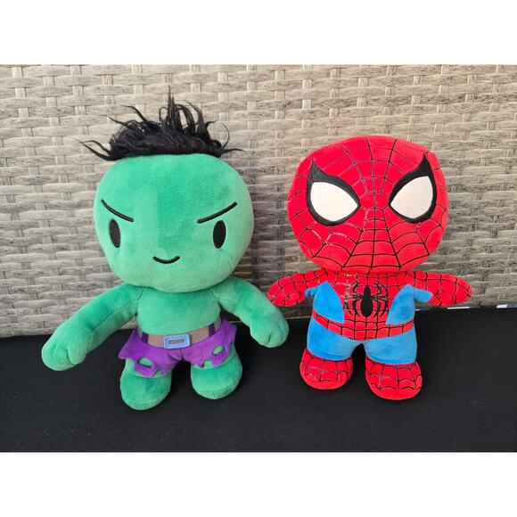 Marvel Spiderman And The Hulk 10 Inch Plush Stuffed Animals - Picture 1 of 7